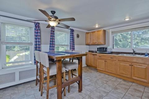 65 Clark St, Easthampton, MA 01027 photo 11