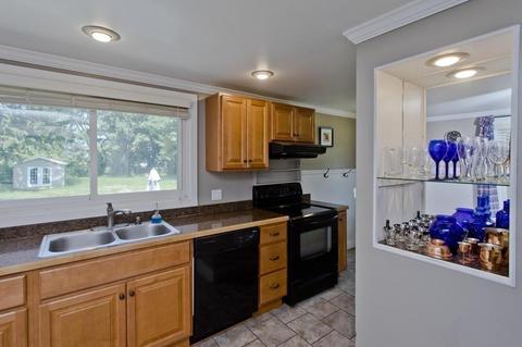 65 Clark St, Easthampton, MA 01027 photo 8