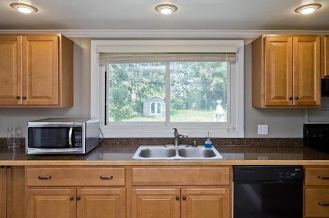 65 Clark St, Easthampton, MA 01027 photo 10