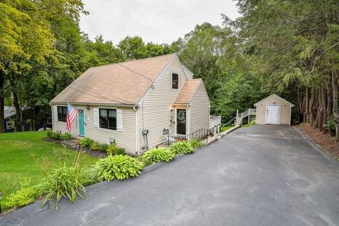 11 Brewster Rd, Worcester, MA 01602 photo 2
