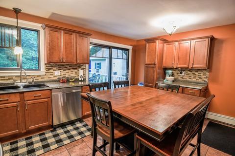 11 Brewster Rd, Worcester, MA 01602 photo 14