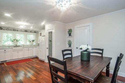 56 Forest St, Upton, MA 01568 photo 11