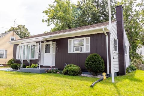 2470 Roosevelt Ave, Springfield, MA 01104 photo 2