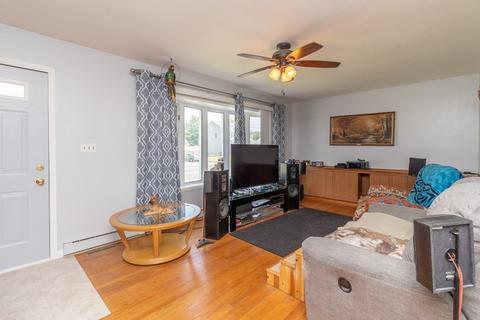 2470 Roosevelt Ave, Springfield, MA 01104 photo 14