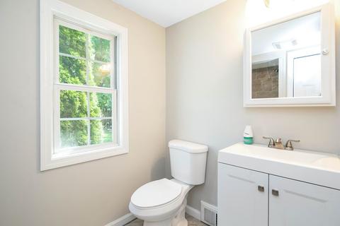 62 Tufts St, Springfield, MA 01108 photo 14