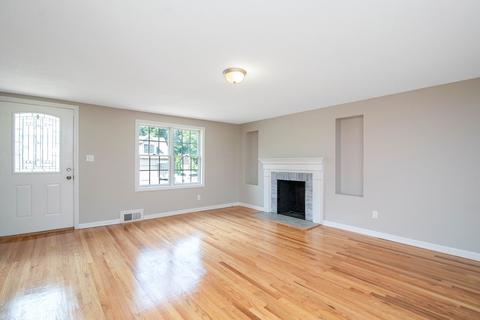 62 Tufts St, Springfield, MA 01108 photo 5
