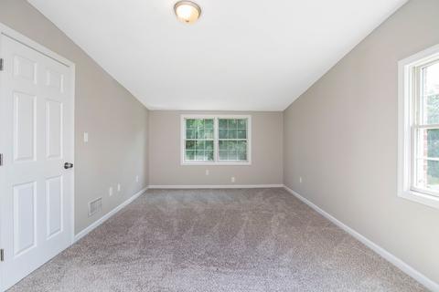 62 Tufts St, Springfield, MA 01108 photo 19