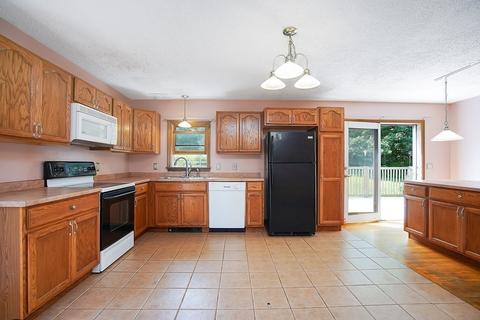 72 Coffey Hill Rd, Ware, MA 01082 photo 3