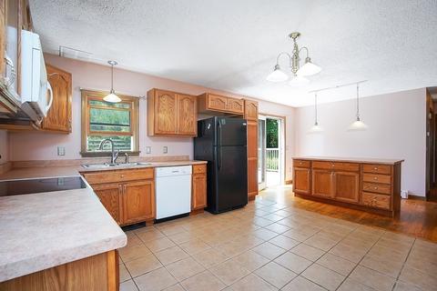 72 Coffey Hill Rd, Ware, MA 01082 photo 2
