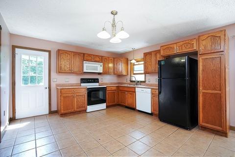 72 Coffey Hill Rd, Ware, MA 01082 photo 4