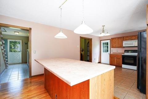 72 Coffey Hill Rd, Ware, MA 01082 photo 6