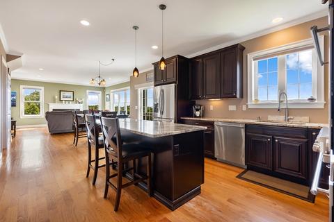 8 Hilltop Rd, Danvers, MA 01923 photo 17