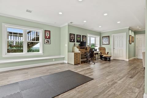 8 Hilltop Rd, Danvers, MA 01923 photo 39