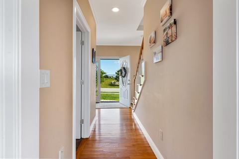 8 Hilltop Rd, Danvers, MA 01923 photo 22