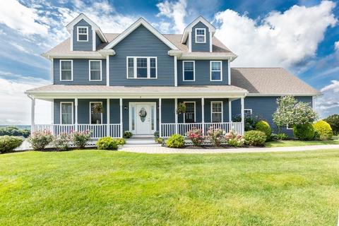 8 Hilltop Rd, Danvers, MA 01923 photo 1