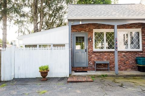 4 Alma Ln, Danvers, MA 01923 photo 4