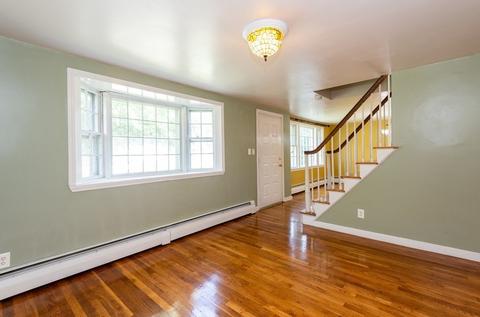 4 Alma Ln, Danvers, MA 01923 photo 14