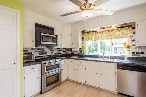 4 Alma Ln, Danvers, MA 01923 photo 11