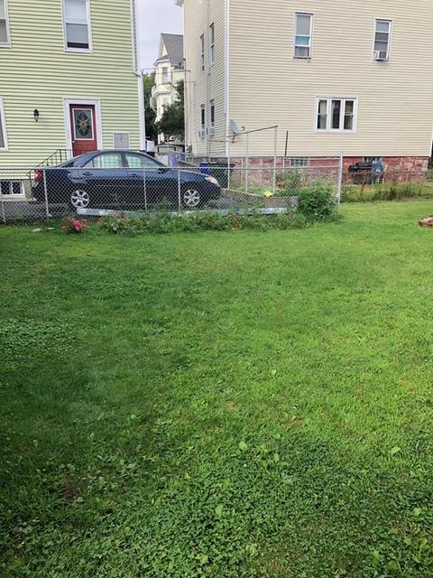 178 Mott St, Fall River, MA 02721 photo 4