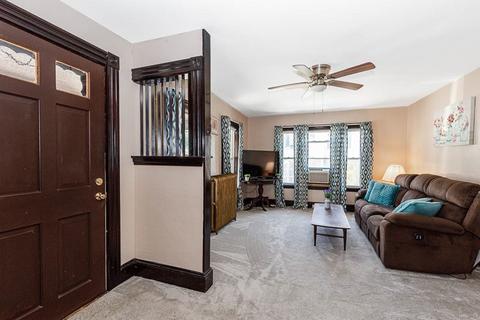 27 Gloucester Ave, Gloucester, MA 01930 photo 10