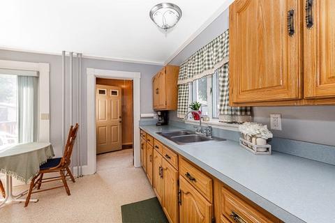 27 Gloucester Ave, Gloucester, MA 01930 photo 22