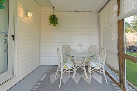 30 Saint Jacques Ave, Chicopee, MA 01013 photo 3