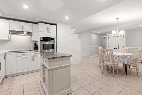 6 Bradford Rd, Danvers, MA 01923 photo 4