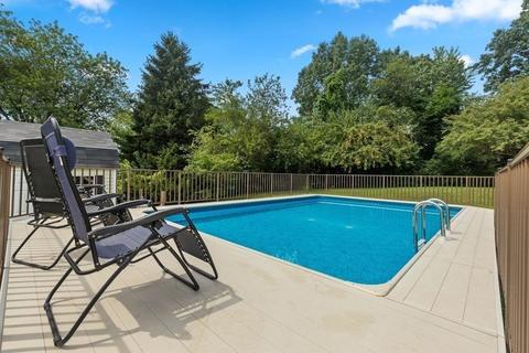 6 Bradford Rd, Danvers, MA 01923 photo 27