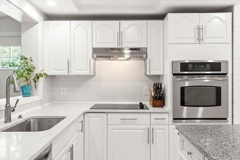 6 Bradford Rd, Danvers, MA 01923 photo 5