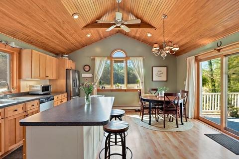 51 Haynes Rd, Townsend, MA 01469 photo 11
