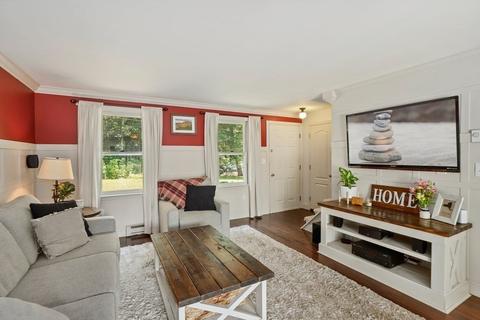 51 Haynes Rd, Townsend, MA 01469 photo 4