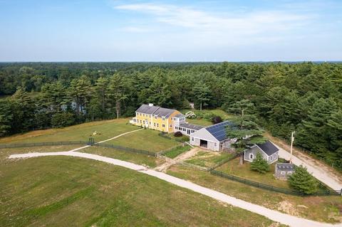 2 Jacks Marsh Ln, Wareham, MA 02571 photo 3