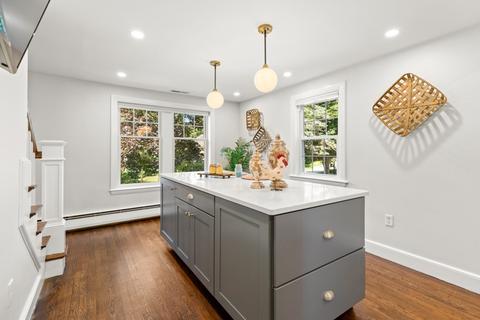 21 Short St, Reading, MA 01867 photo 12