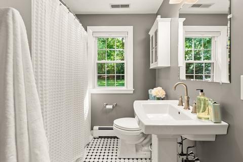 21 Short St, Reading, MA 01867 photo 19