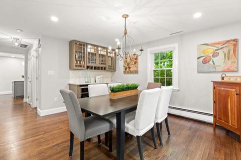 21 Short St, Reading, MA 01867 photo 9