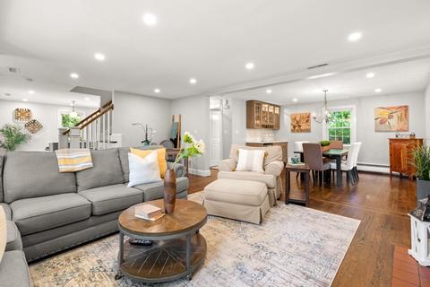 21 Short St, Reading, MA 01867 photo 8