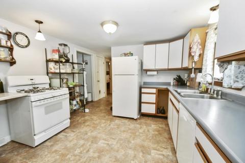 5 Dudley Rd, Townsend, MA 01469 photo 6