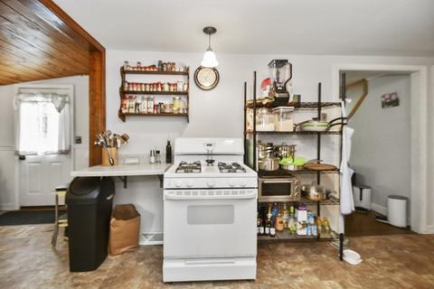 5 Dudley Rd, Townsend, MA 01469 photo 8