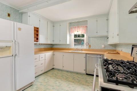 83 Evans Rd, Marblehead, MA 01945 photo 16