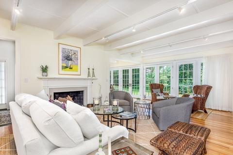 220 Hart St, Beverly, MA 01915 photo 18
