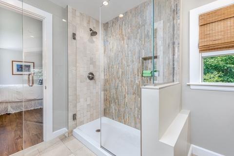 220 Hart St, Beverly, MA 01915 photo 25