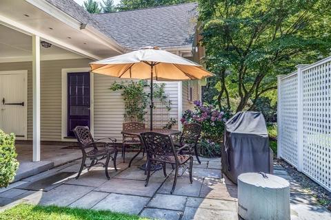 220 Hart St, Beverly, MA 01915 photo 37