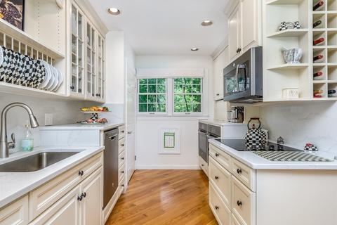 220 Hart St, Beverly, MA 01915 photo 5