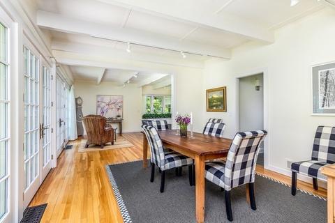 220 Hart St, Beverly, MA 01915 photo 13