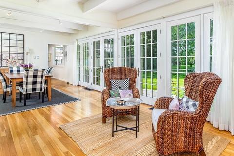 220 Hart St, Beverly, MA 01915 photo 15