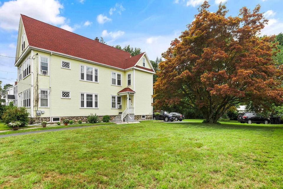 497 Lowell St, Methuen, MA 01844 33 Photos MLS 72883997 Movoto