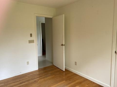 623 E Pleasant St, Amherst, MA 01002 photo 13