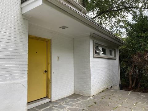623 E Pleasant St, Amherst, MA 01002 photo 2