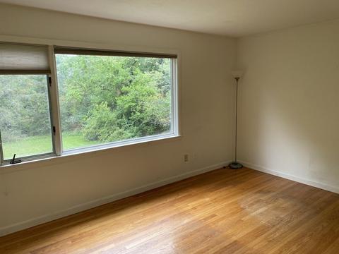 623 E Pleasant St, Amherst, MA 01002 photo 12
