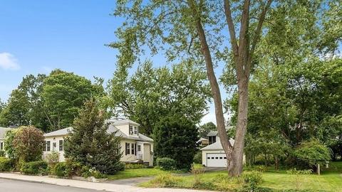 23 Shaw St, Lawrence, MA 01843 photo 1